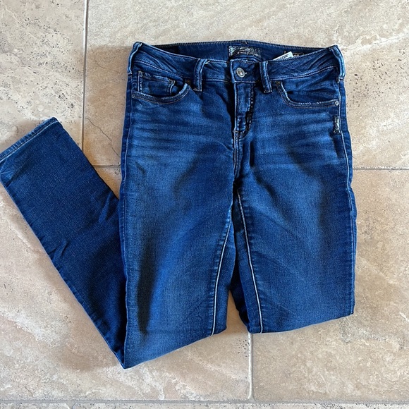 Perfect condition denim jeans - Picture 5 of 15